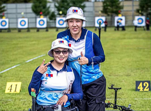 Пара байт харвааны эмэгтэйчүүд багийн төрөлд дэлхийн аварга боллоо